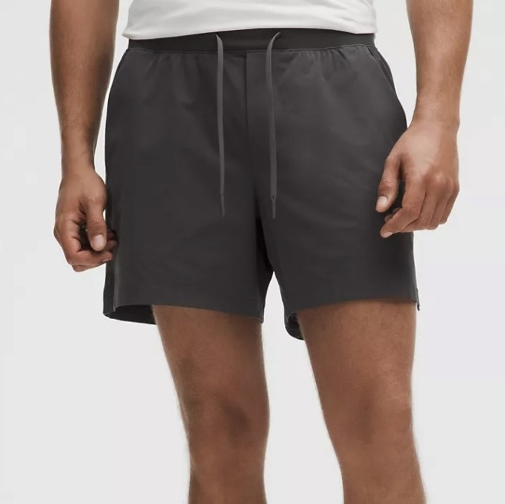 Lululemon Zeroed In Shorts LL 5"